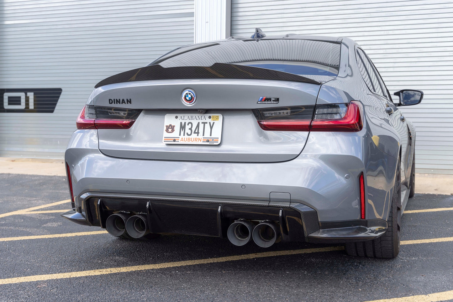 Dinan カーボンリアディフューザーサラウンド - 2021-2026 BMW M3/M4