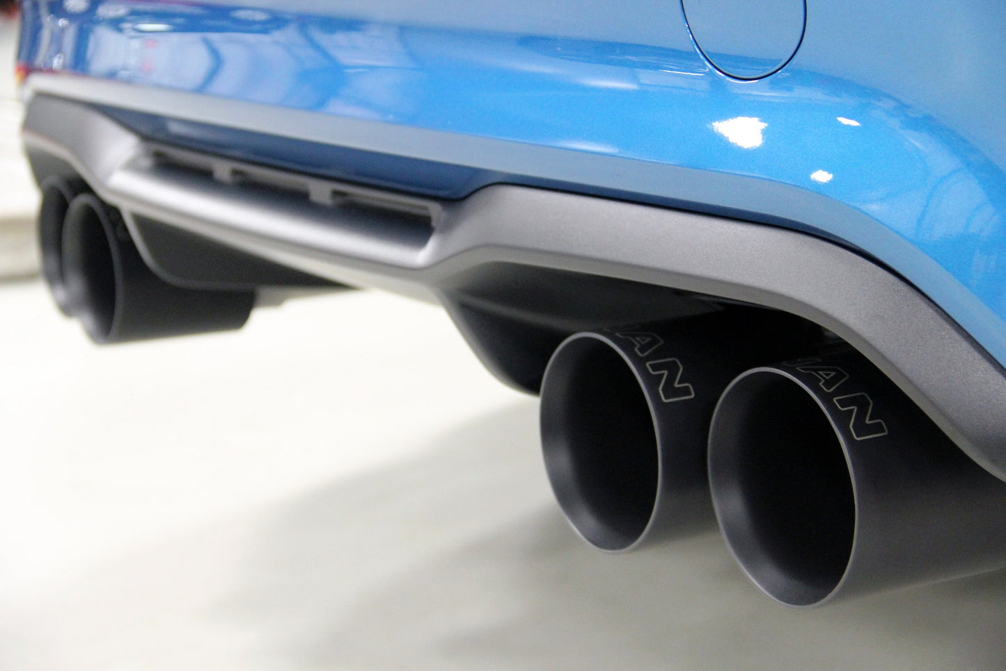 Dinan アクスルバックエキゾースト＆Xパイプ - 2019-2021 BMW M2C