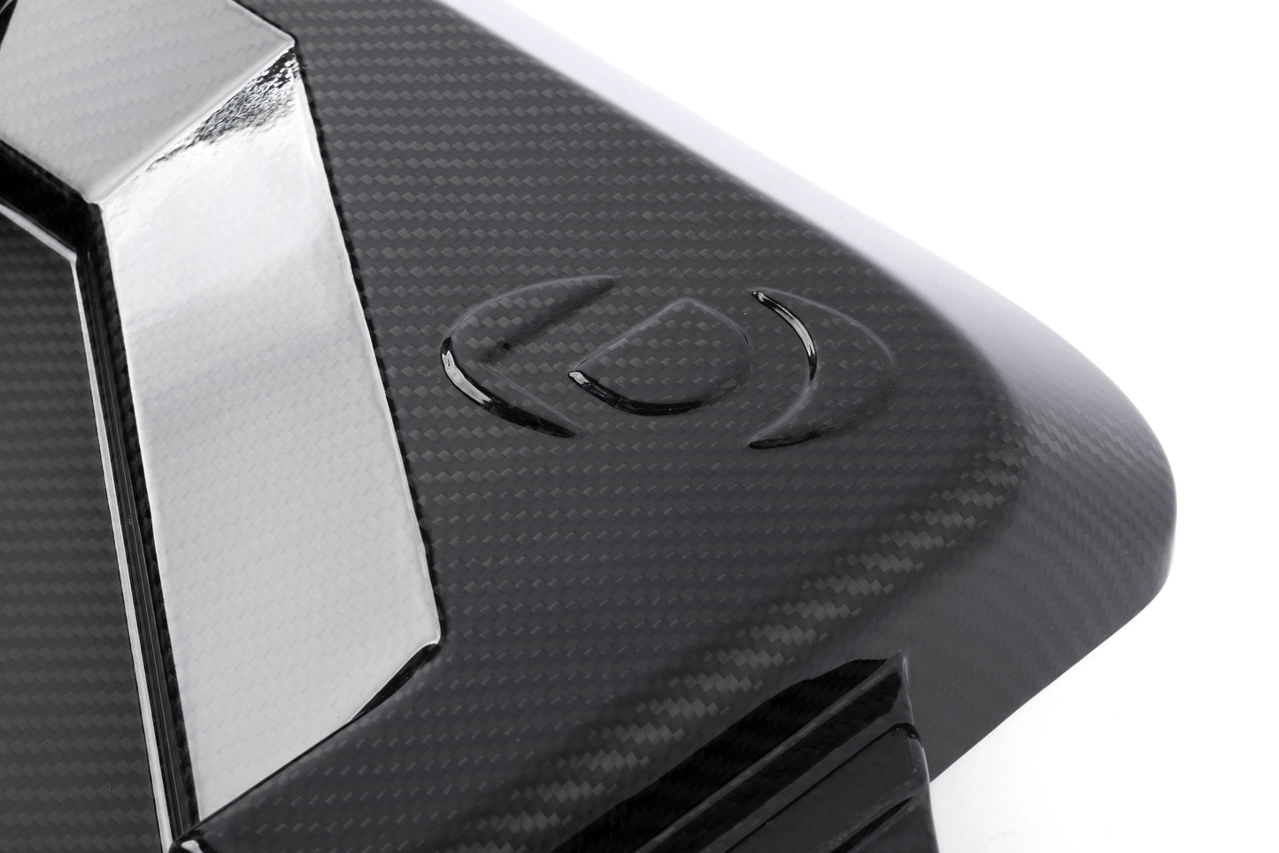 Dinan カーボンエンジンカバー (Gloss) - 2021-2026 BMW M2/M3/M4