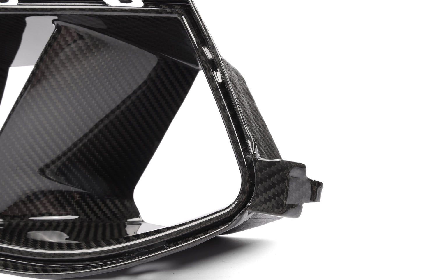 Dinan カーボンエアインレット - 2021-2026 BMW M3/M4